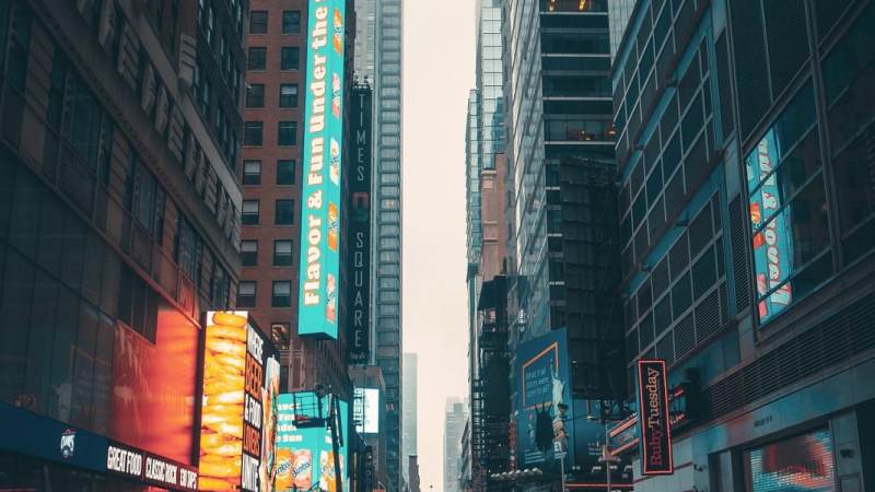 英雄联盟版本更新怎么看？从公告到实战的完整解读思路